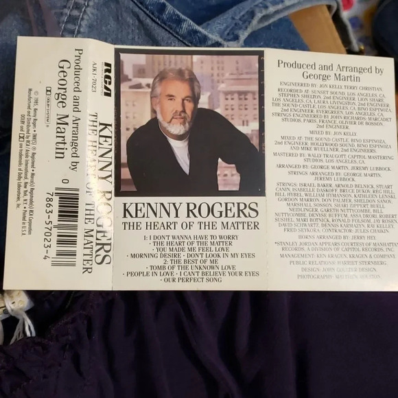 Kenny Roger's The Heart of The Matter Cassette - Picture 6 of 7